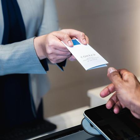 ホテル Conrad Bahrain Financial Harbour マナーマ エクステリア 写真